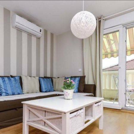 Apartment Blanka Макарска Екстериор снимка